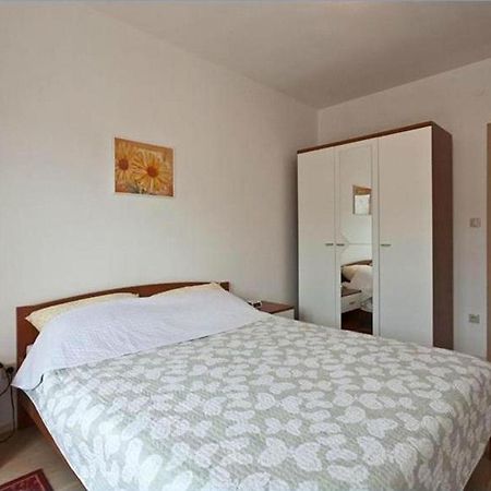 Apartmani Roic Stari Grad  Buitenkant foto