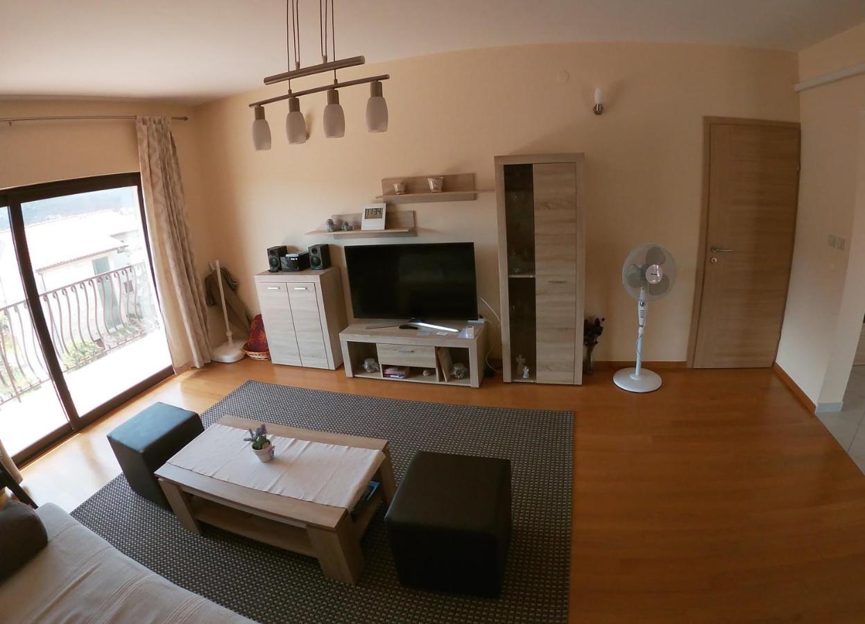 Apartmani Roic Stari Grad  Buitenkant foto