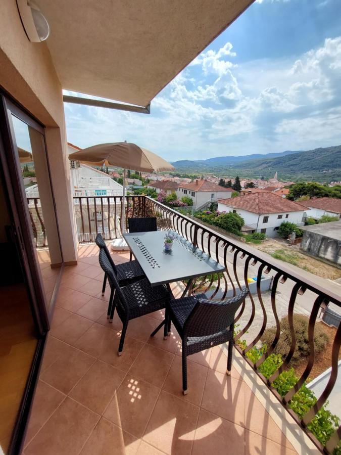 Apartmani Roic Stari Grad  Buitenkant foto